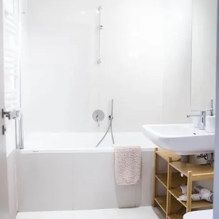 Luxury Near Charles Bridge アパート *